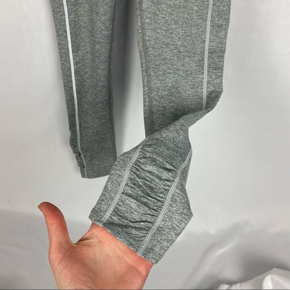 NEW Free People Movement High Rise Gray You’re A Peach 7/8 Leggings Size Small - Picture 3 of 12